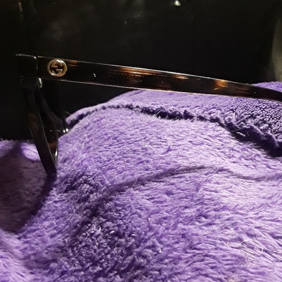 Authentic Gucci sunglasses - Picture 3 of 6